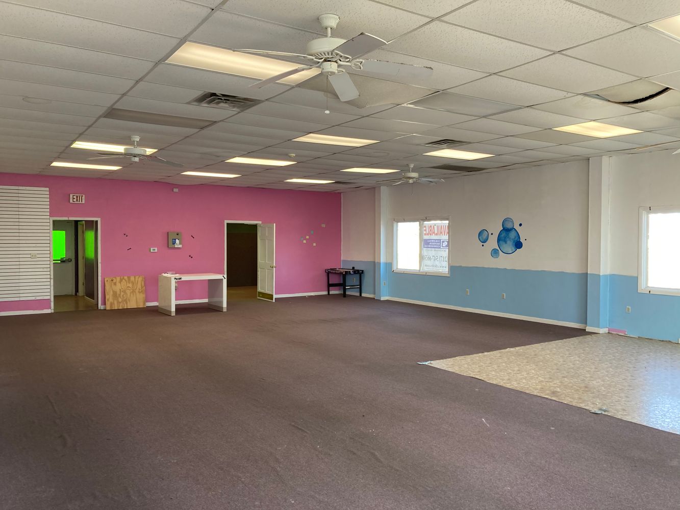 Multi-Unit Freestanding Building: 151 N Market St, Chatham, IL 62629